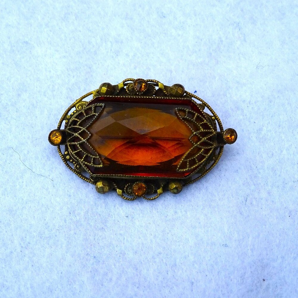 Vintage Victorian Amber Color Glass Copper Brooch Pin
